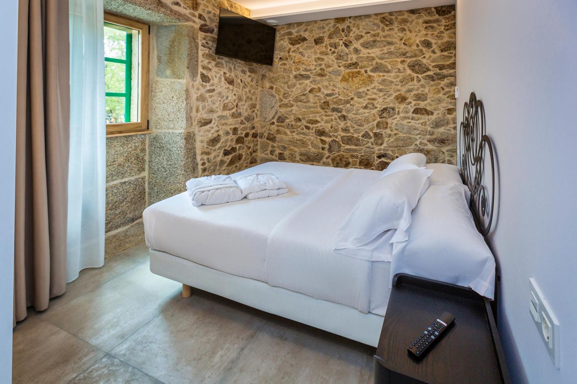 Hotel A De Lucia Quintáns Exteriér fotografie