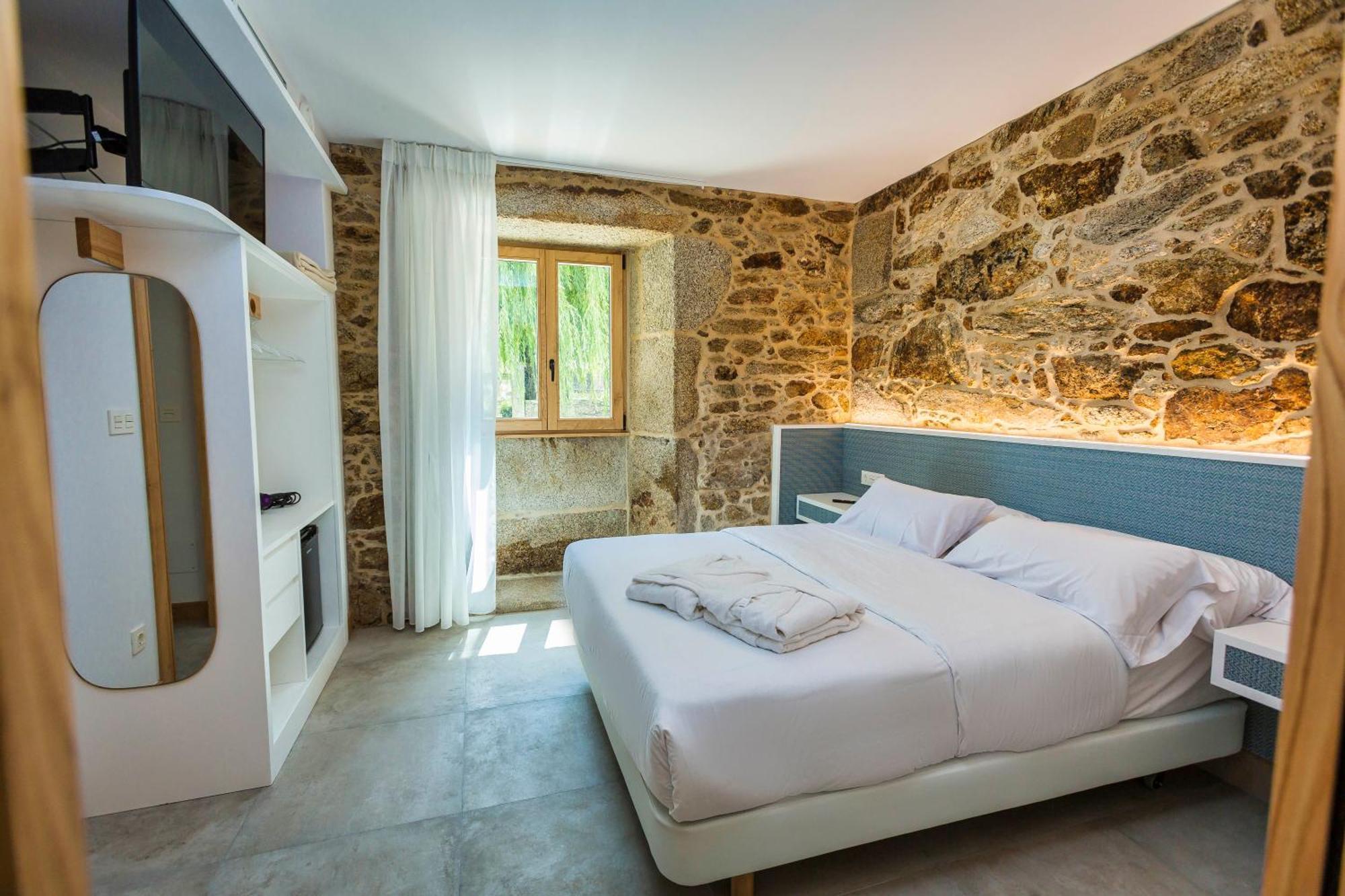 Hotel A De Lucia Quintáns Exteriér fotografie