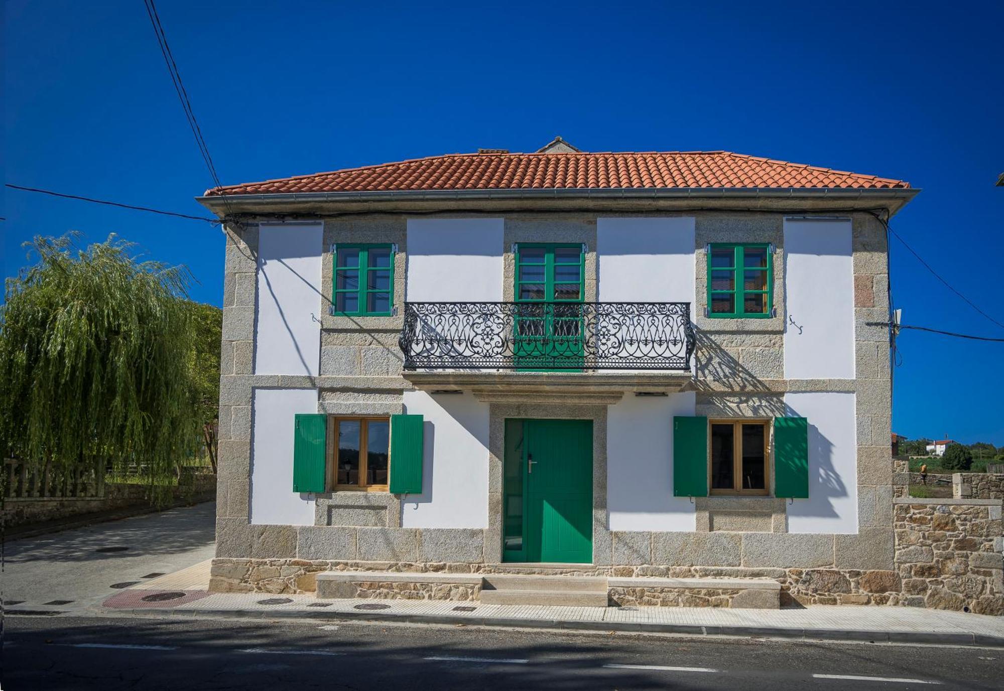 Hotel A De Lucia Quintáns Exteriér fotografie